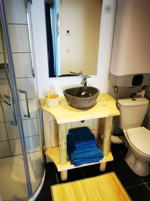Appartamento Appartement 2 Pieces Montmin Francia